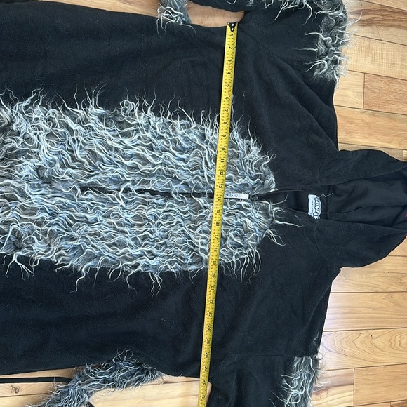 Men’s spider onesie - Picture 4 of 4